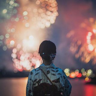 一个人 一架钢琴 一首曲子 一个世界