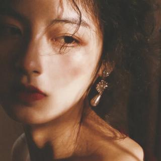 粤语丨既然心知肚明又何必句句煽情
