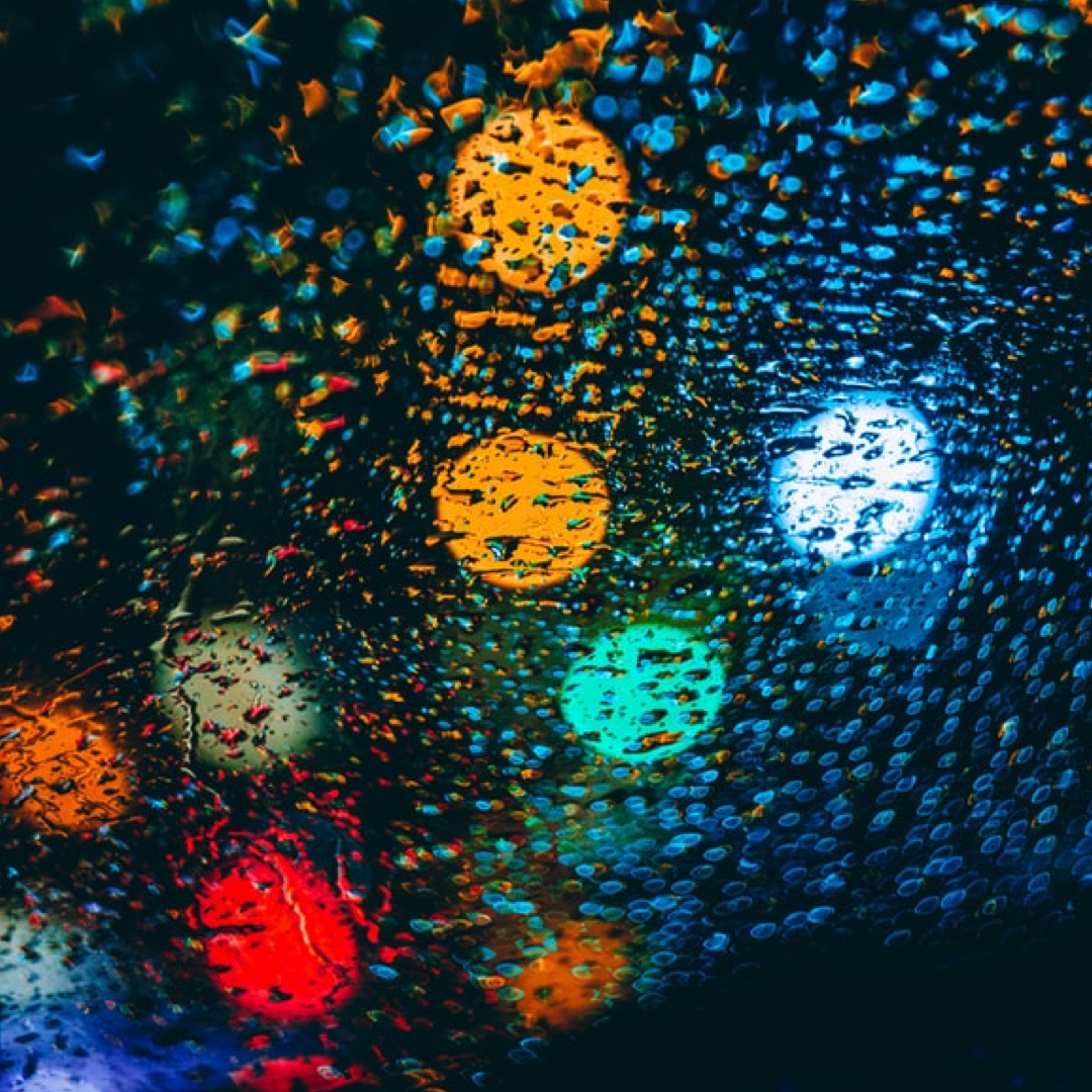 ☾