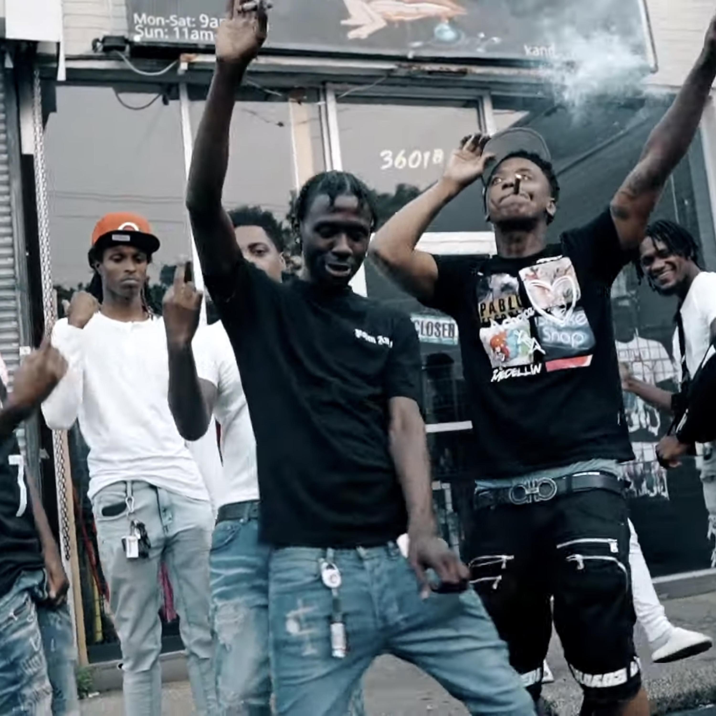 throw it 3up (feat. peewee)