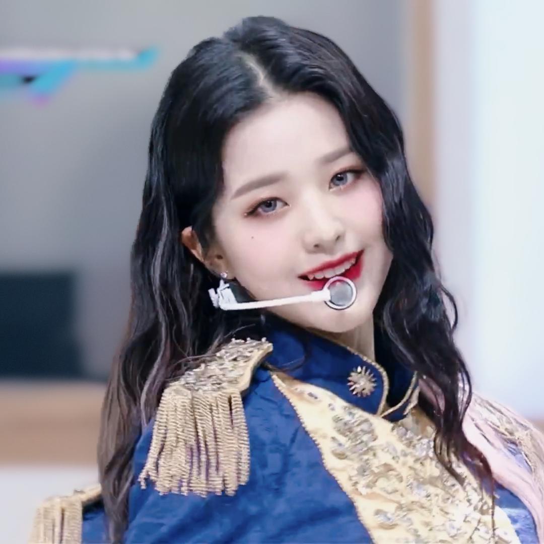 幻想童话（Secret Story of the Swan）_IZONE