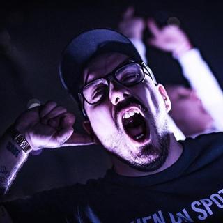 很好的诠释了hardstyle也可以这么美