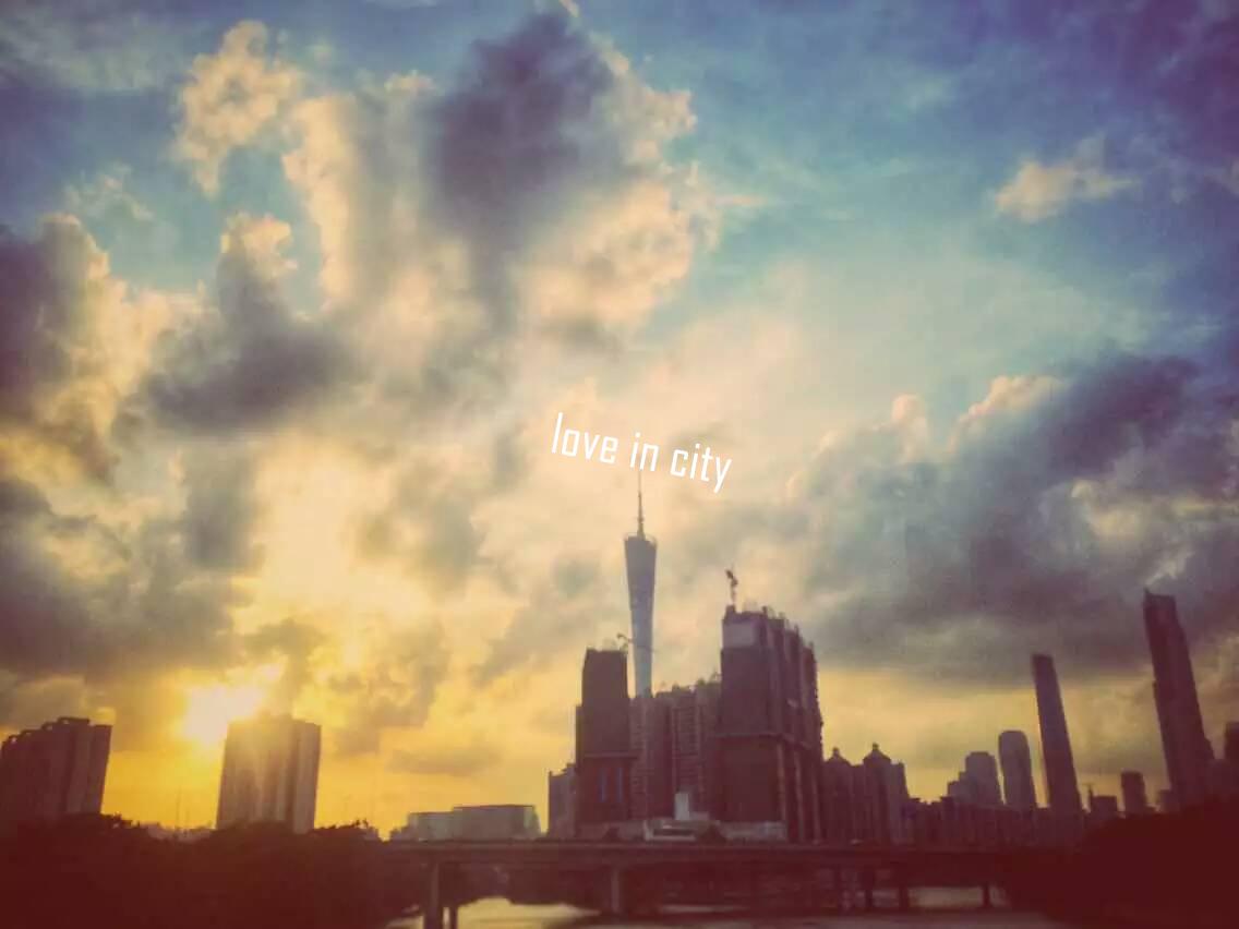 Love In City专辑