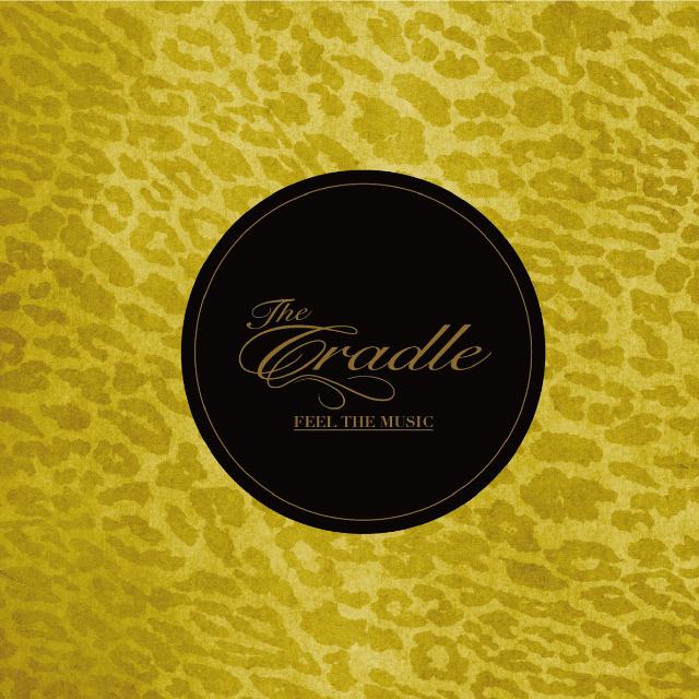 Keep Dreaming feat.EMI MARIA