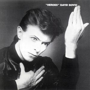 David Bowie - Heroes (VS karaoke) 带和声伴奏 （升8半音）