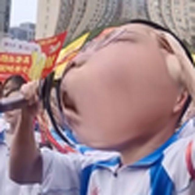高三八班（超yue少年团）