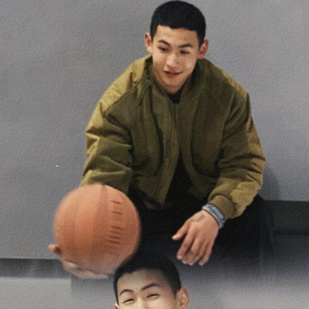 失去联络-岳秋北