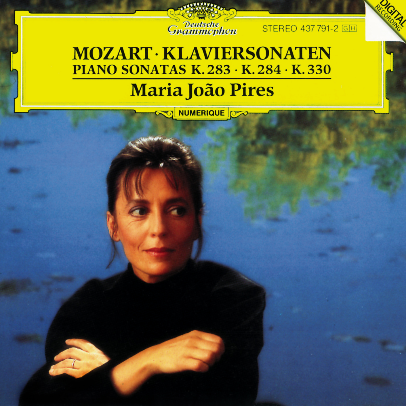 Mozart: Piano Sonatas K. 283, K. 284 & K. 330