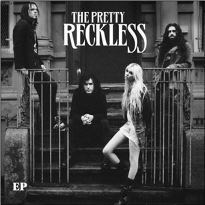 Zombie - The Pretty Reckless (Karaoke Version) 带和声伴奏