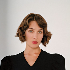 Lola Kirke