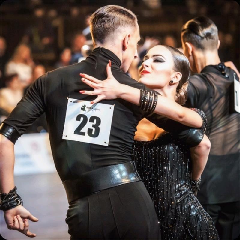 Whoo（拉丁恰恰舞）