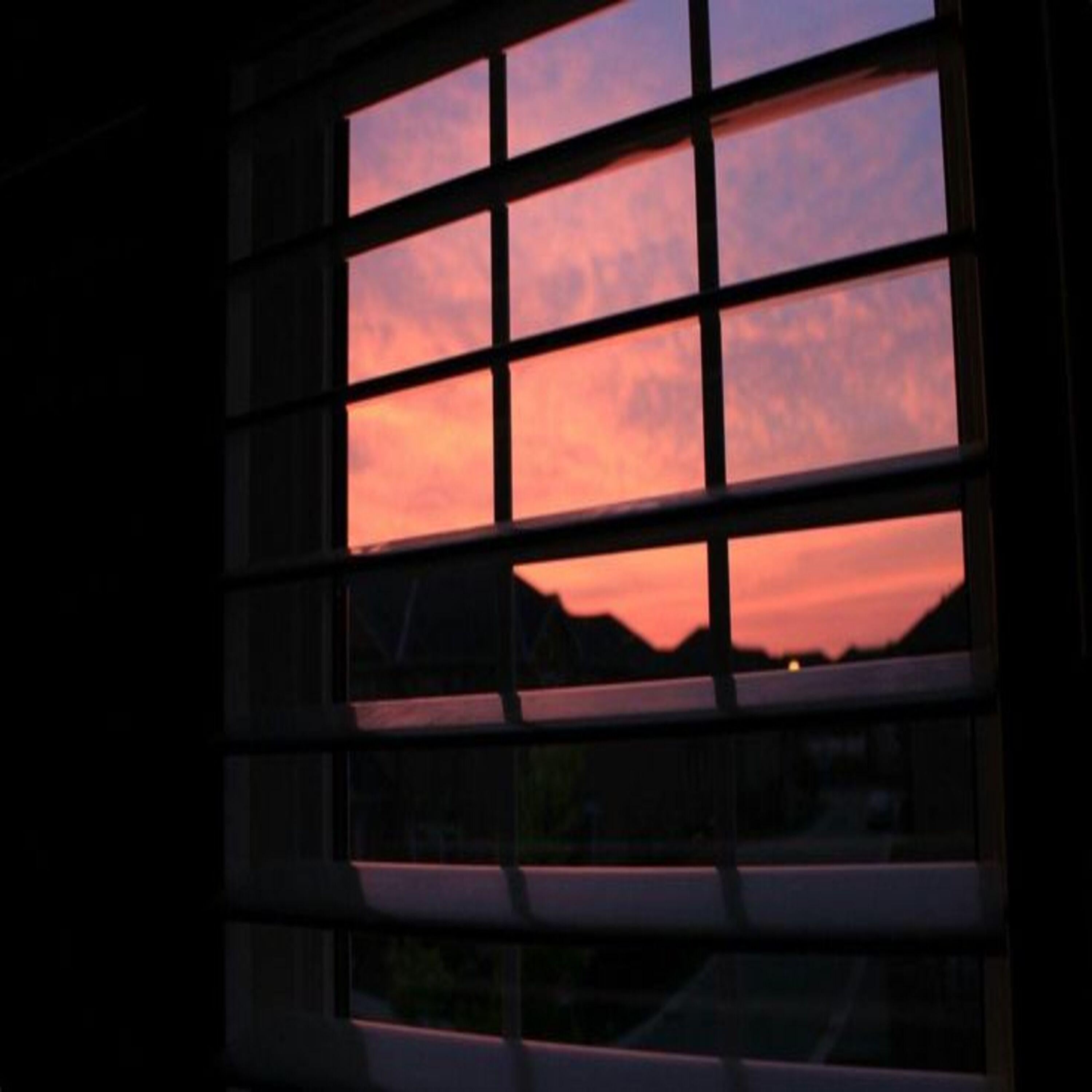 cant sleep and its almost morning