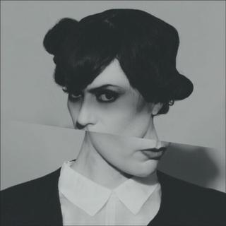 绝佳配乐·黑暗美学中的荒诞主义