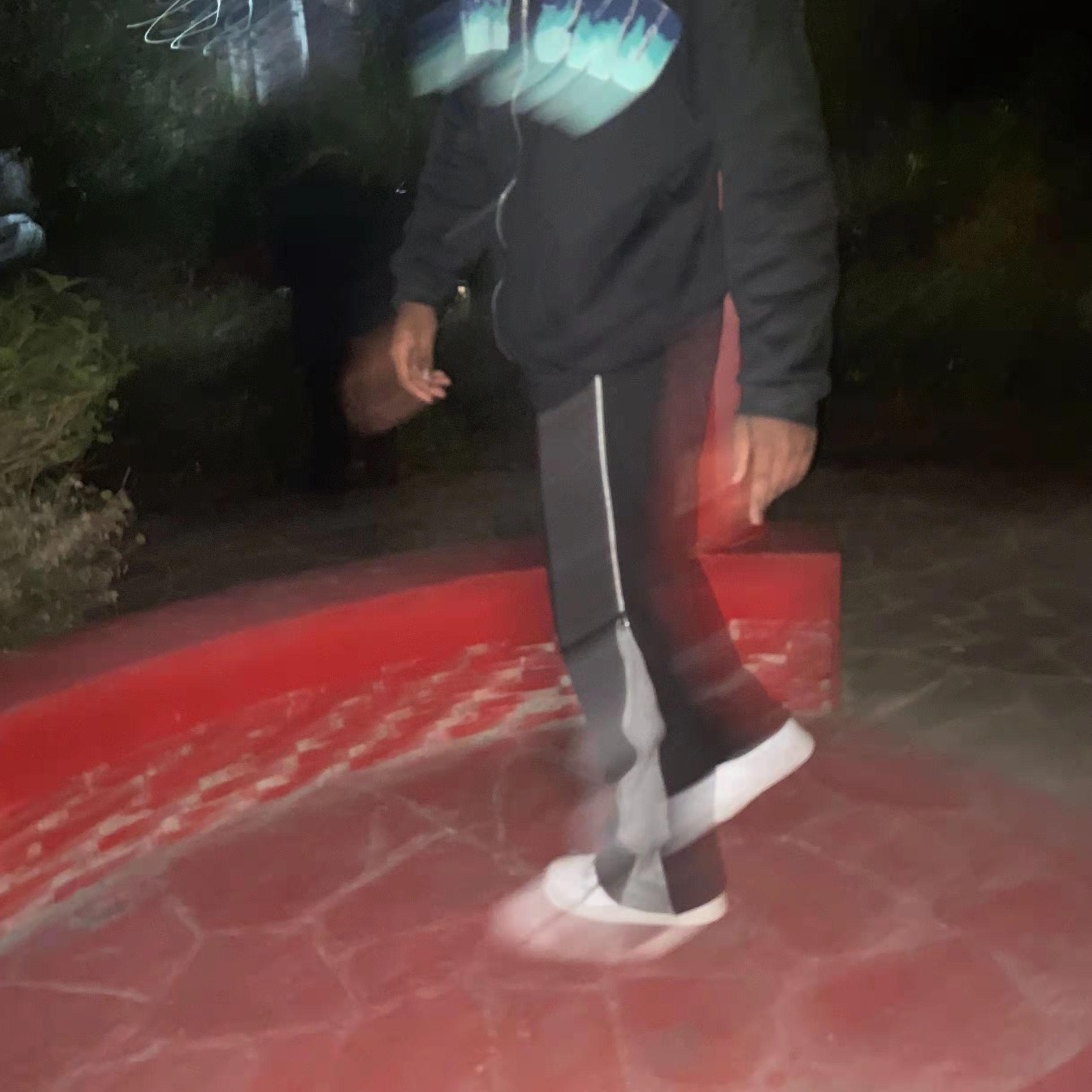 高峰（prod Bvlloon）