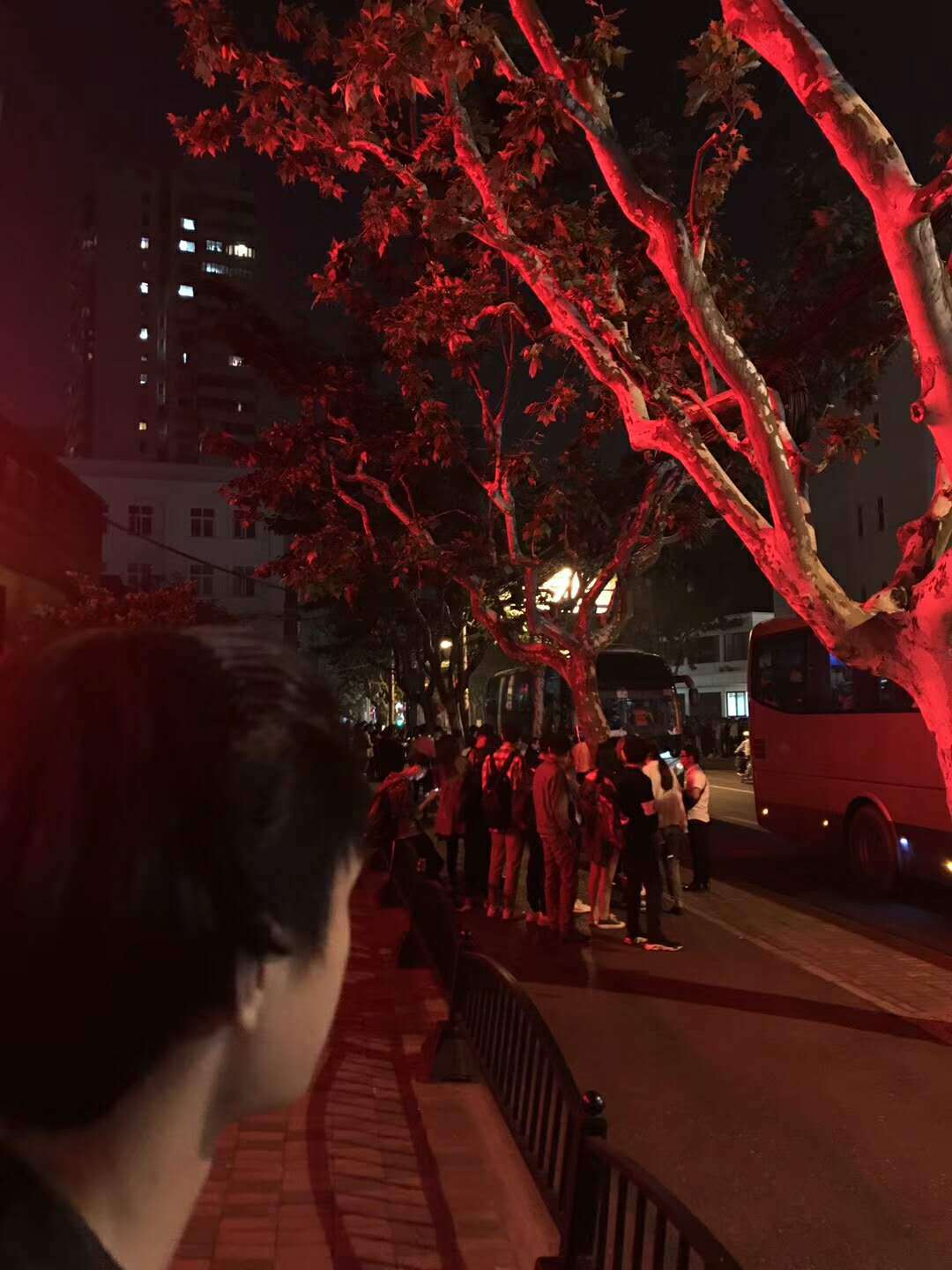 新闻联播到此结束专辑