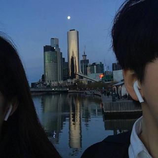 难过的时候，耳机里的悲伤可以分我一半吗