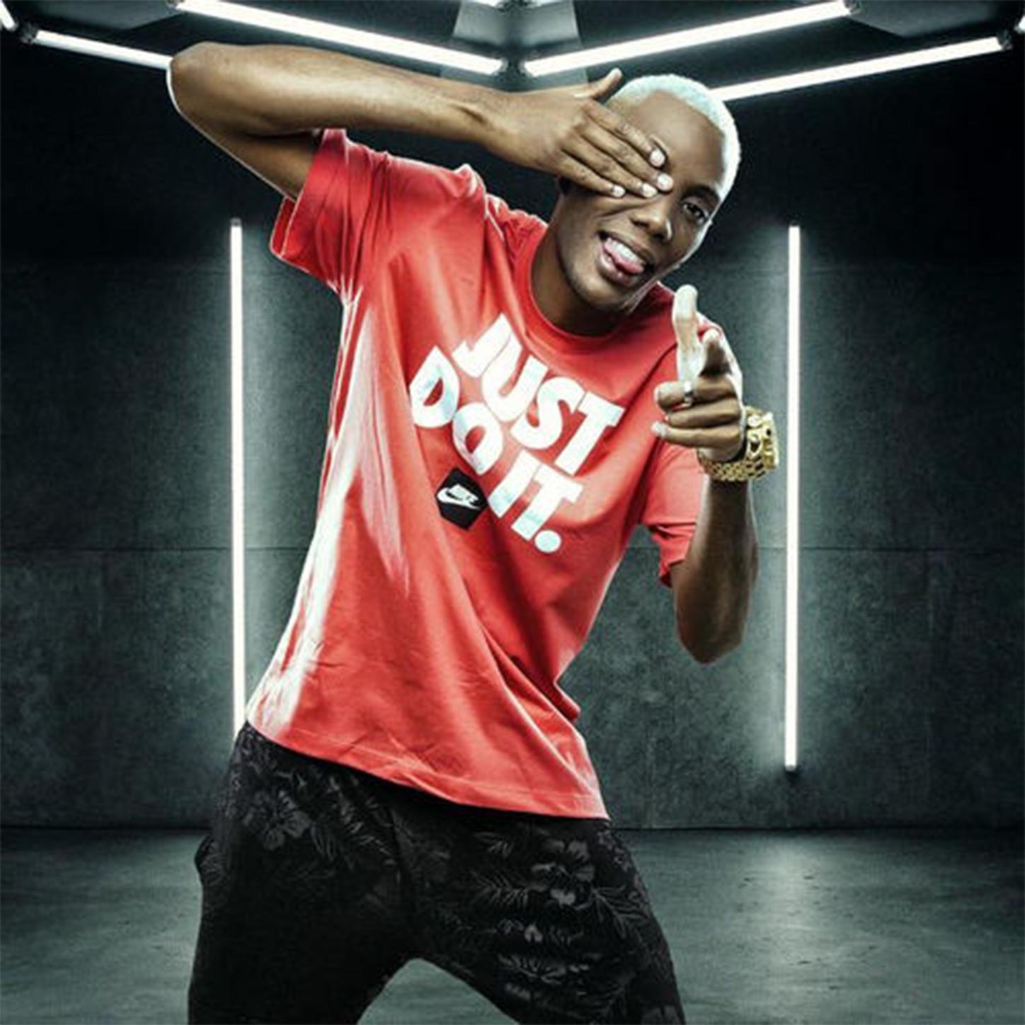 Ela Taca a Xerequinha Delicadamente