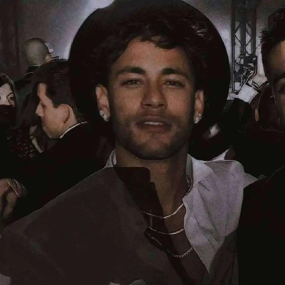 Neymar.