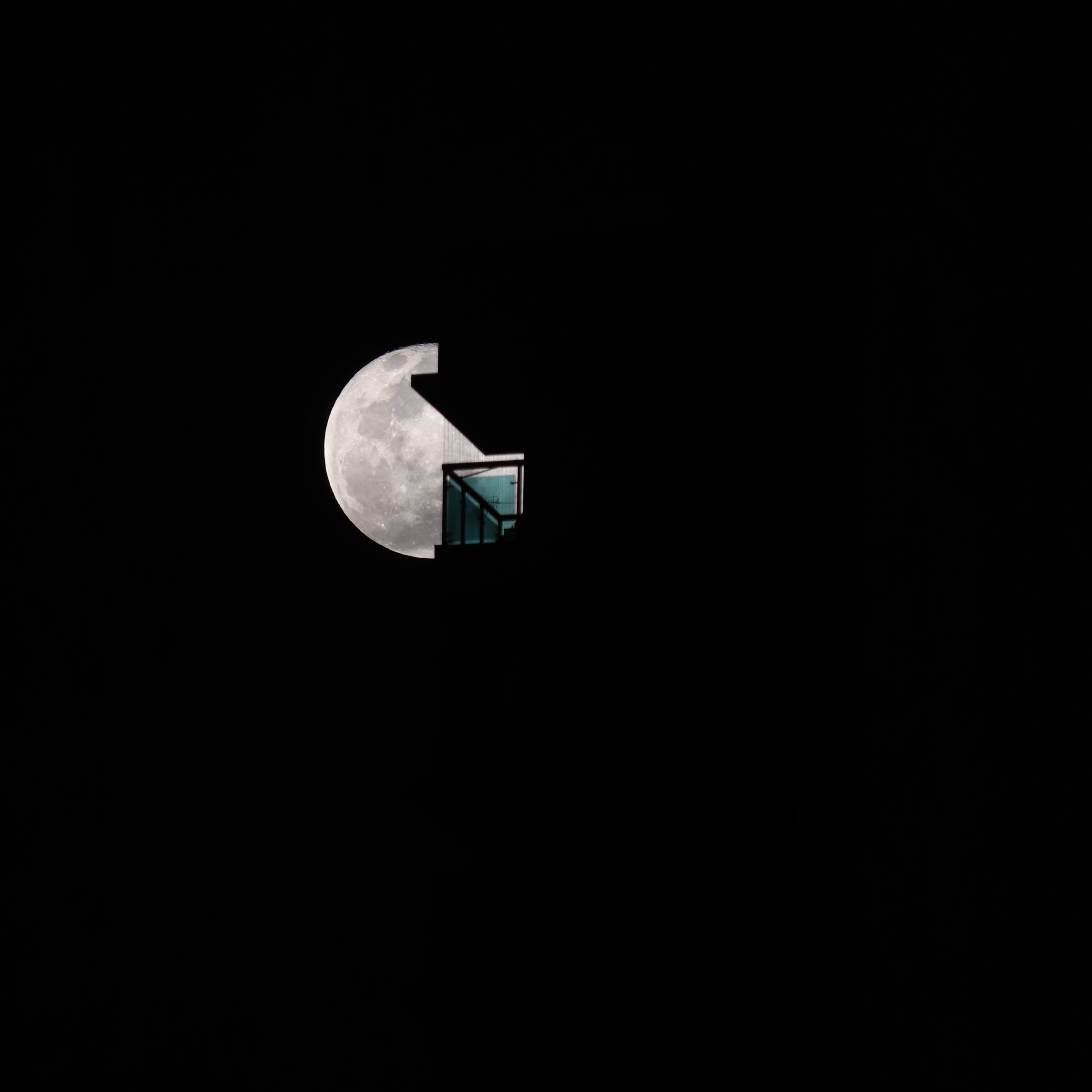 2:39a.m.