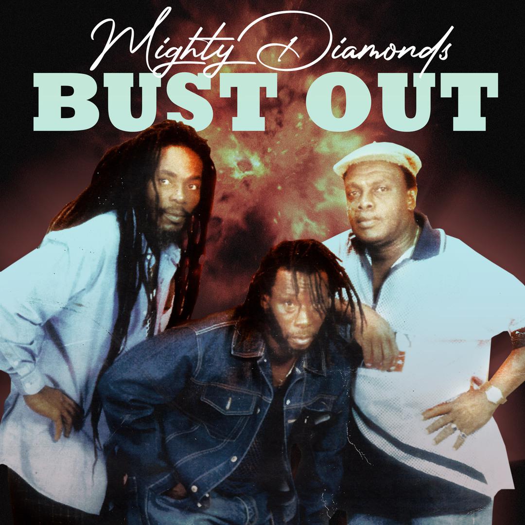 Mighty Diamonds - In de Dance Again