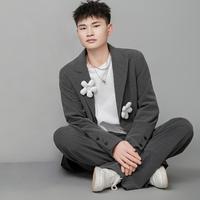 情到深处难自控