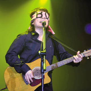 伍佰 - 浪漫的摇滚诗人