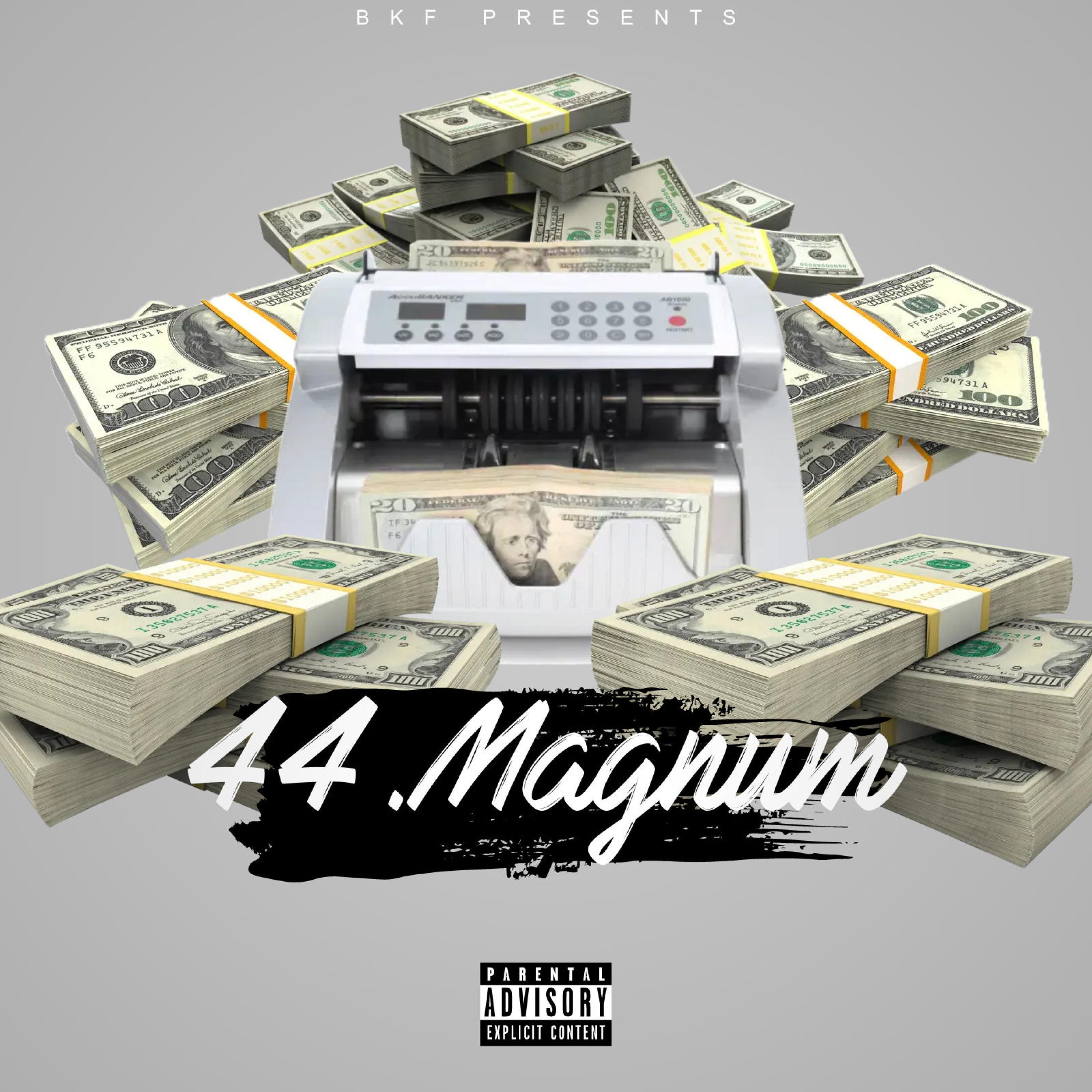 44.Magnum (feat. Muñeca, Brad & Jimska)