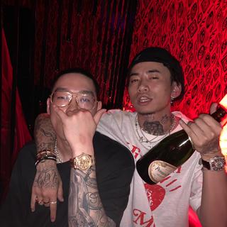 「中文说唱」他们正在扛着中文说唱的大旗