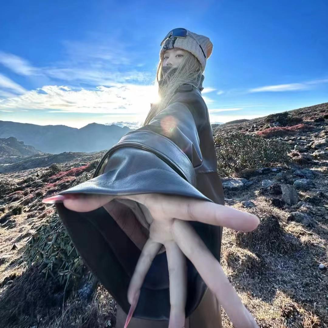 嗨 我亲爱的大力士小姐