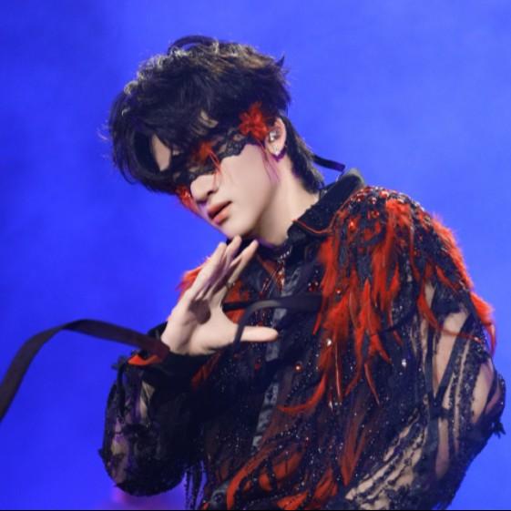 孤独患者（邓佳鑫live）