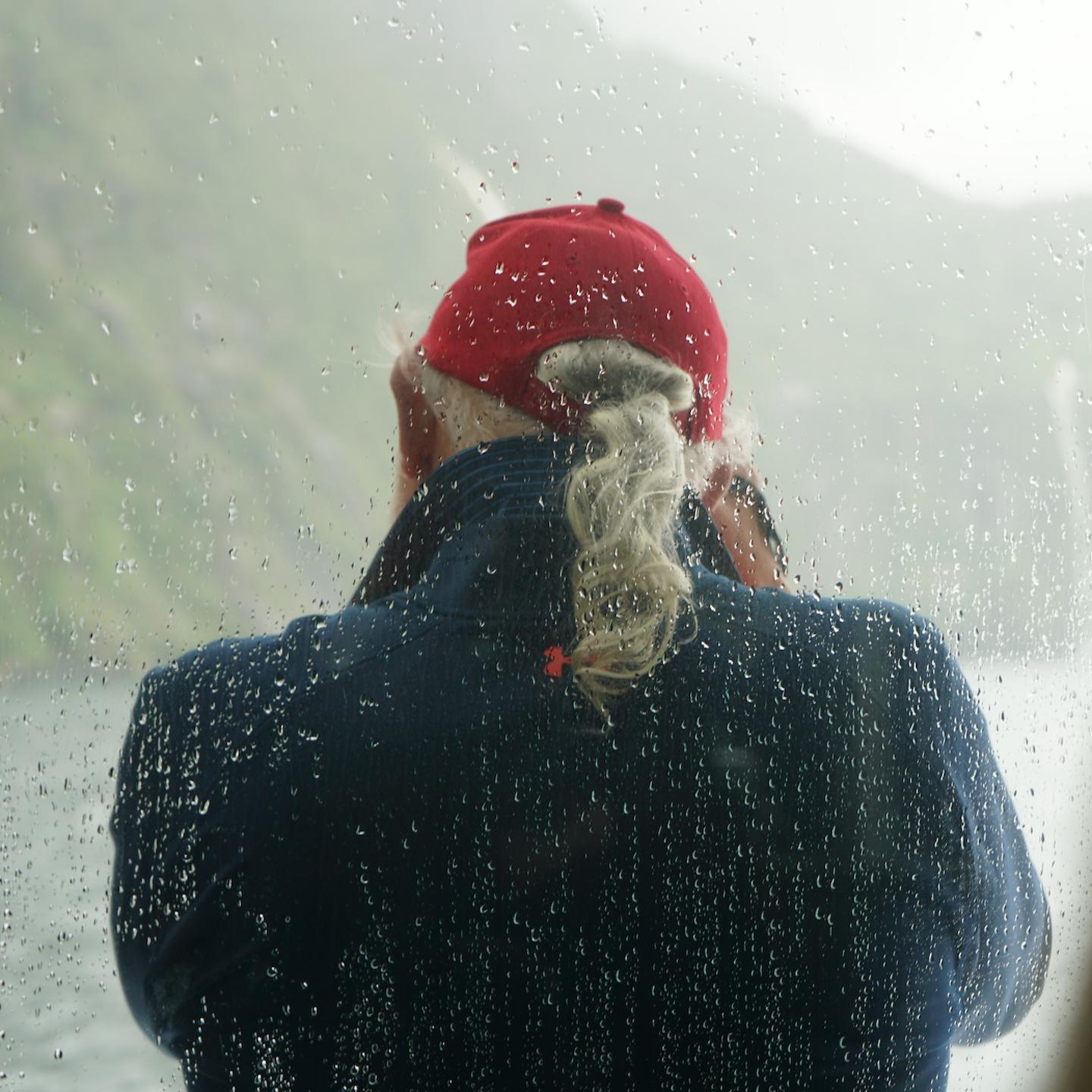 巴黎暴雨公司专辑