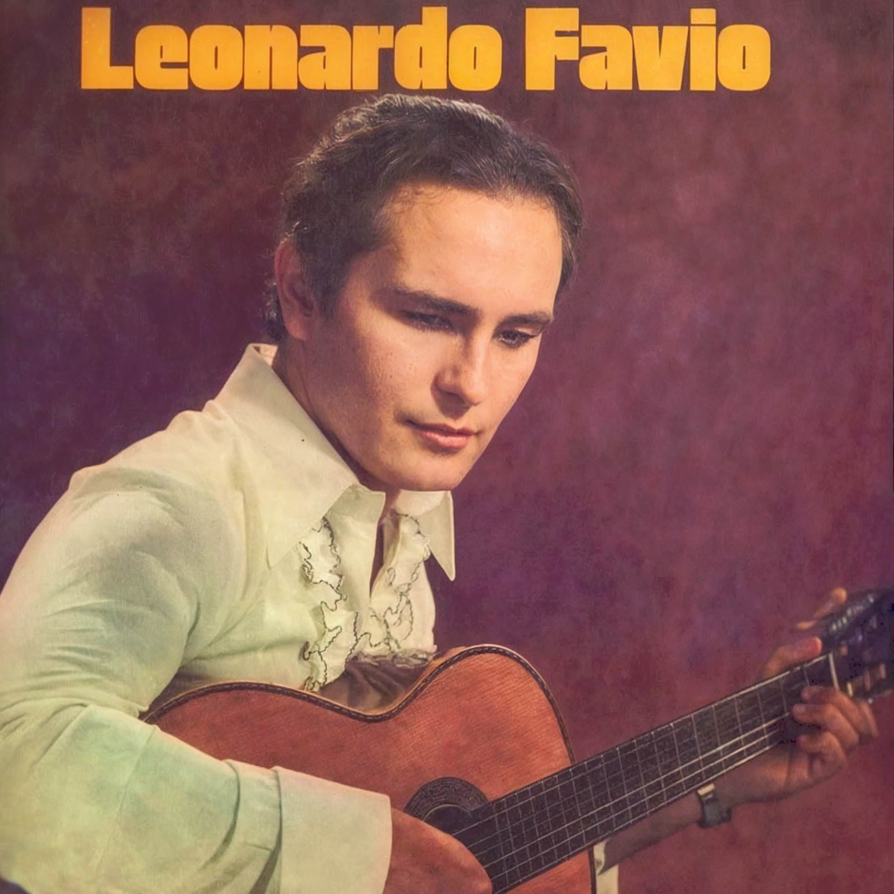 Leonardo Favio - Bebamos Buen Amigo
