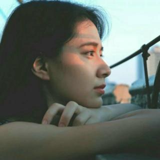 你是我的满目山河，也是我的爱而不得。