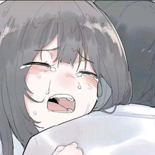 哭红眼眶：再也没有拥抱的理由