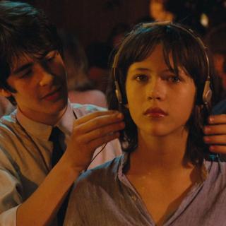 戴上耳机，在音乐里开启一场云旅行