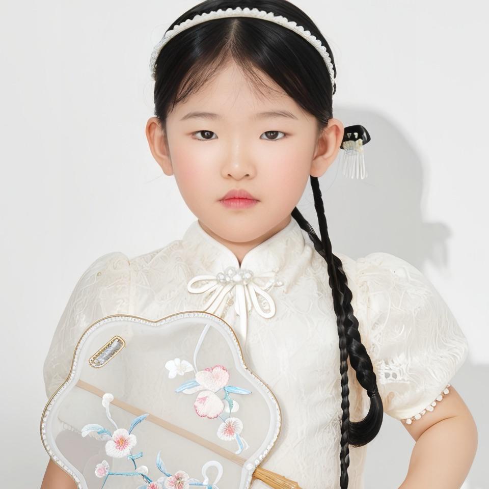邹婧涵