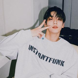 「欧美／你应该步入光明，让往事烟消云散」