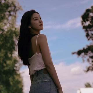 把温柔和情歌藏起来，留给值得的人