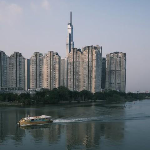 我爱她