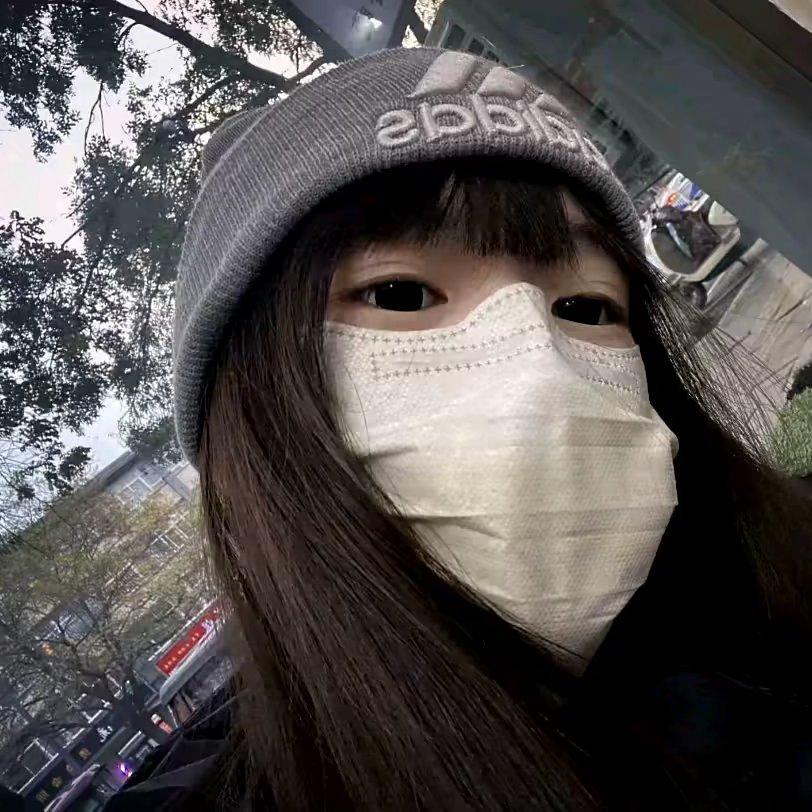 哪怕她不懂我的痛