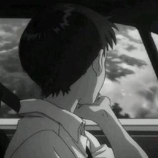 我两手空空,但心事重重.