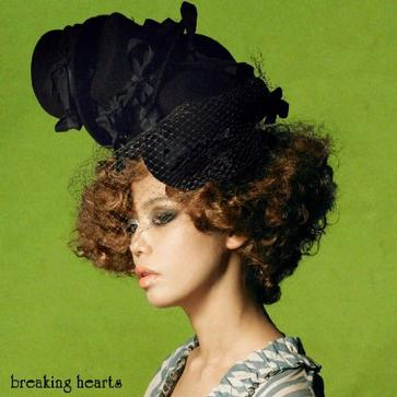 breaking hearts专辑