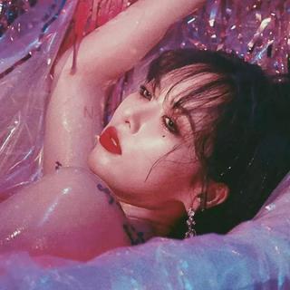 [韩欲]共尝禁果|桃粉诱惑。微醺怡情