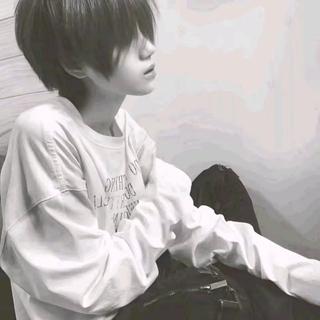 所谓的爱都是谎言和欺骗