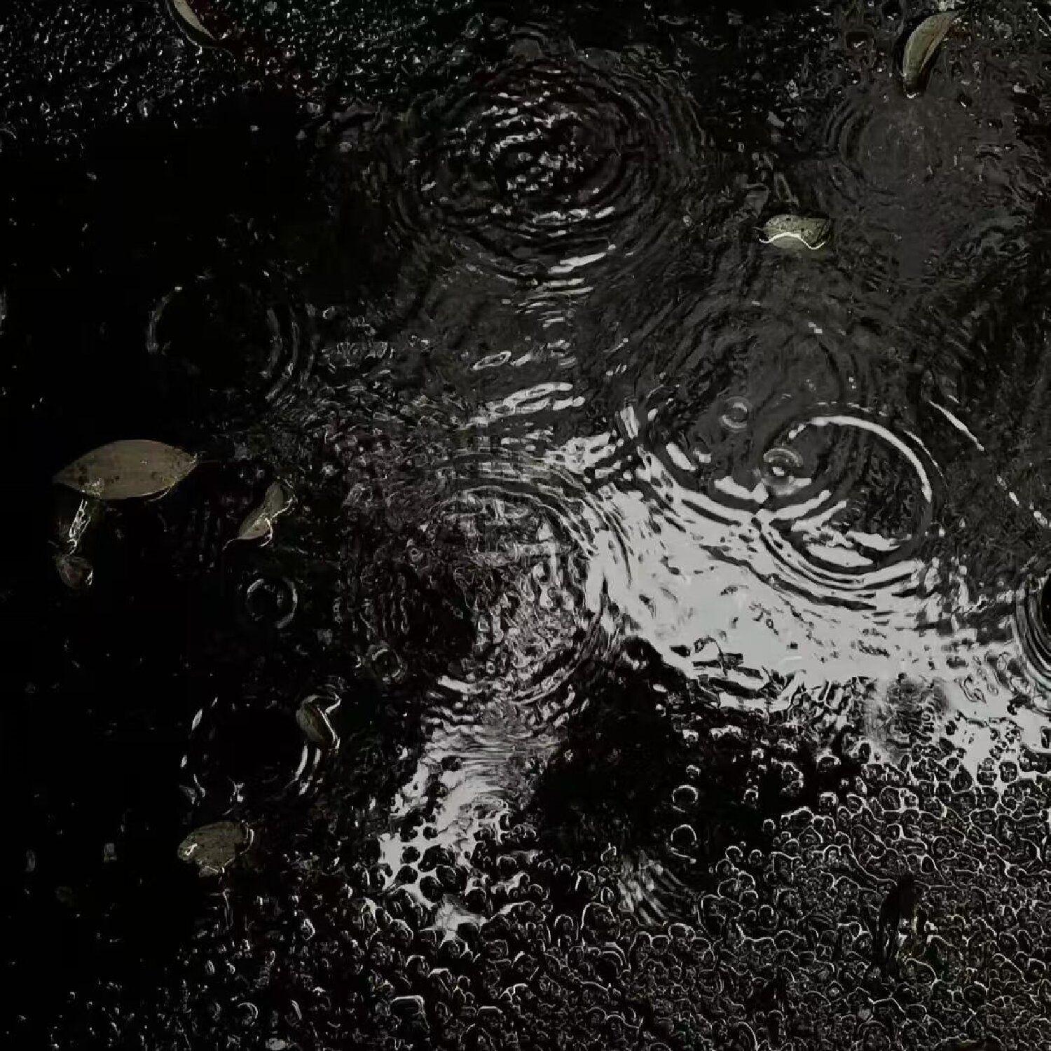 灰色落地