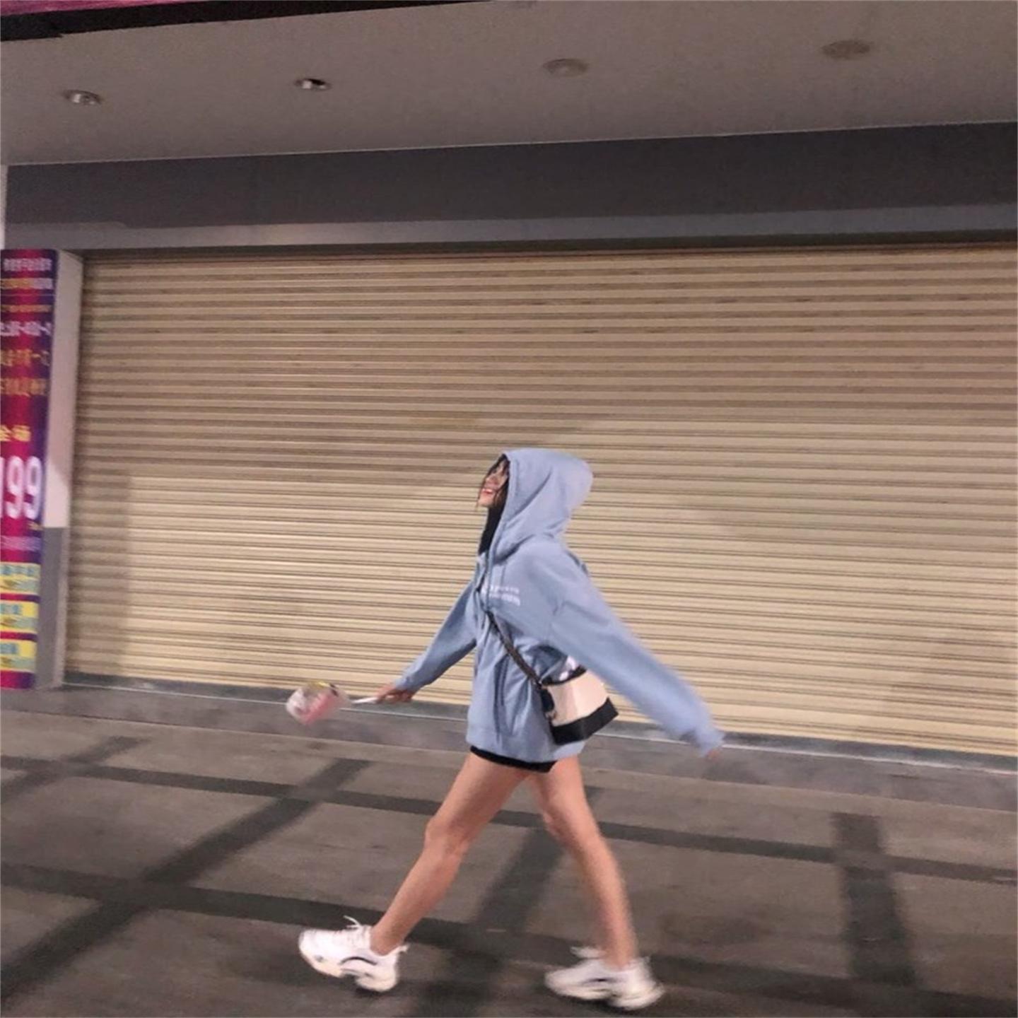 爱吖