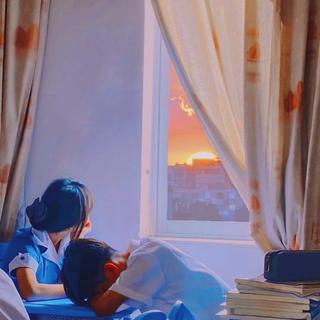 晚自习的夕阳，是我们久违的盛夏