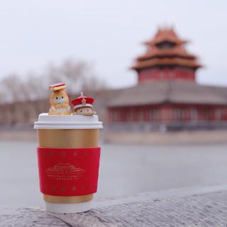 冬天的第一杯热咖啡和耳机里第一首歌