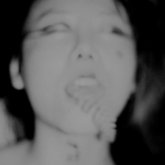 腥世界专辑
