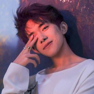 姑娘们 | 你的青春里有个他